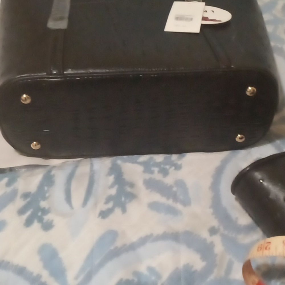 NWT Le Miel 3 in 1 large tote, cross body, and wallet - Picture 10 of 15